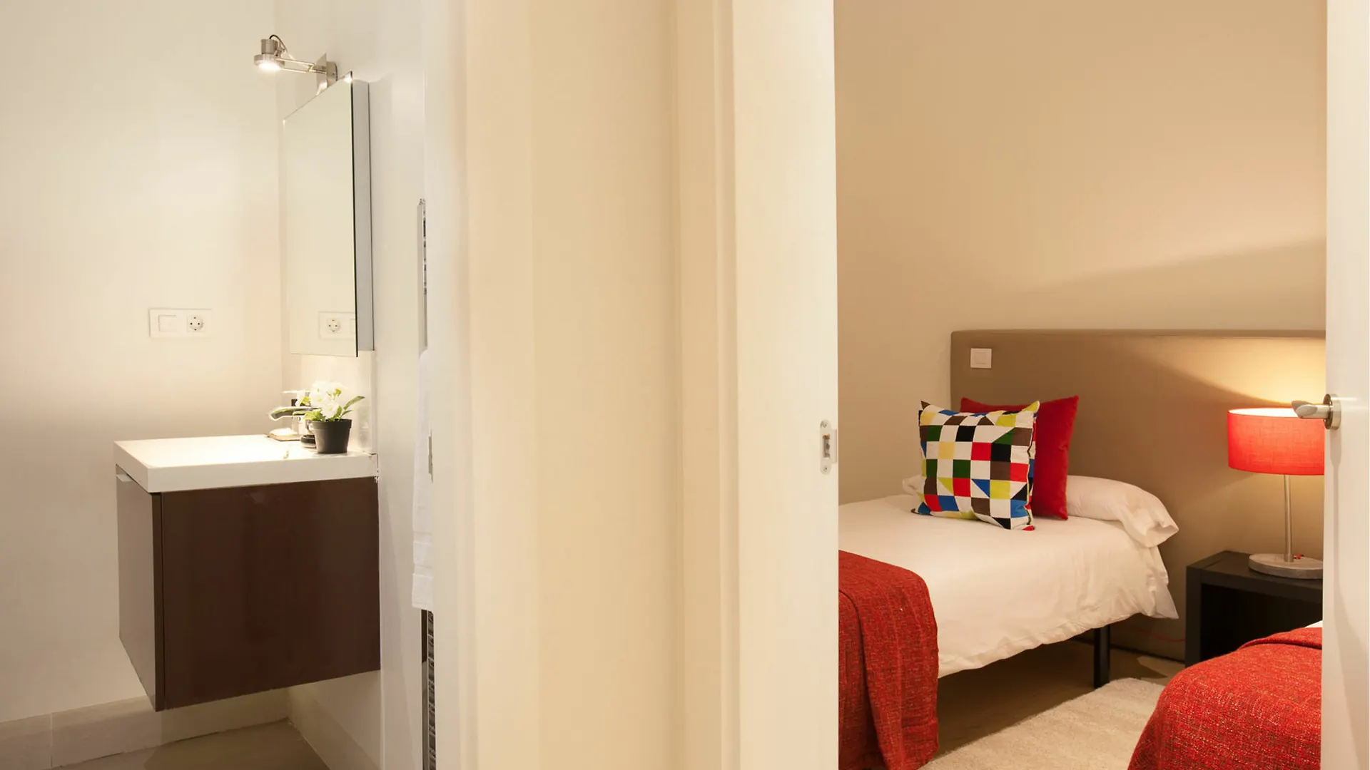 Rent Top Aparments Diagonal-Aribau Βαρκελώνη 0*,
